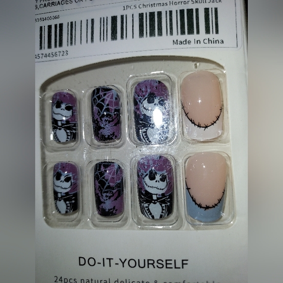 24 Professional Jack Skellington Halloween - Press On Nails - Picture 1 of 4